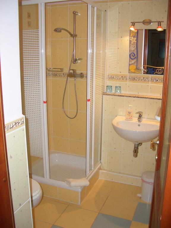 Bundi Vendeghaz Hotel Kehidakustány Exterior foto